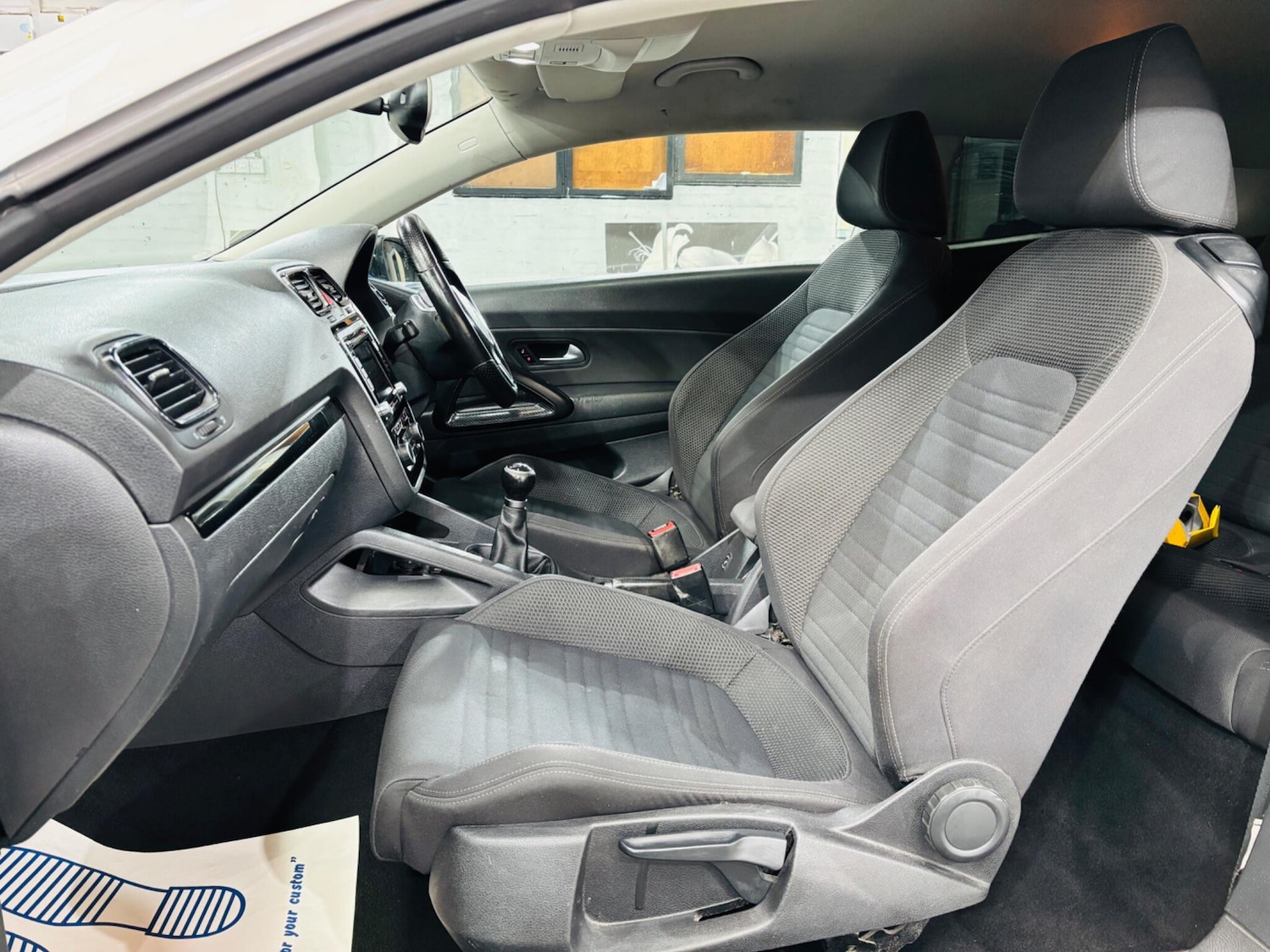 Used Volkswagen Scirocco 2011 for sale - 78220263: Photo 15