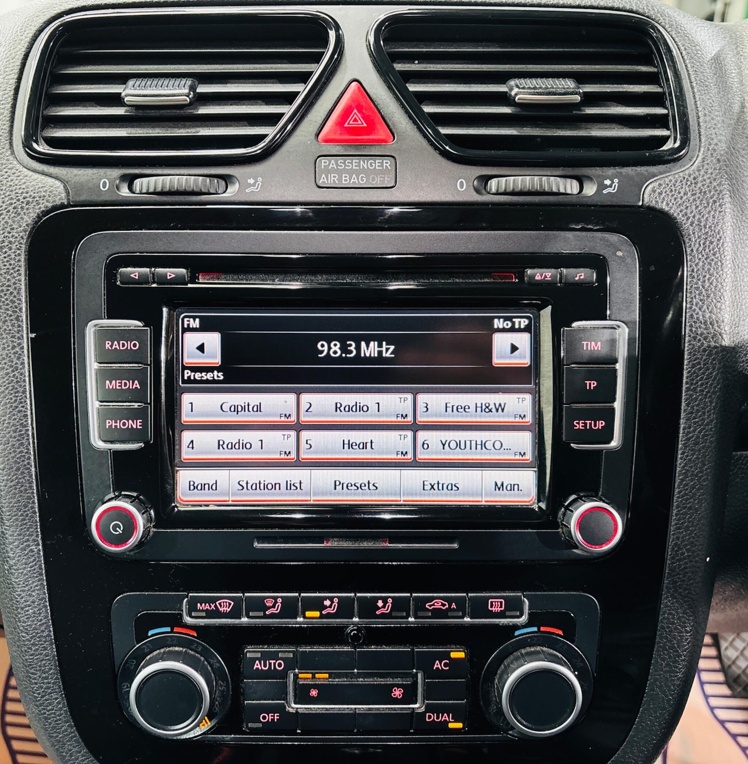 Used Volkswagen Scirocco 2011 for sale - 78220263: Photo 22