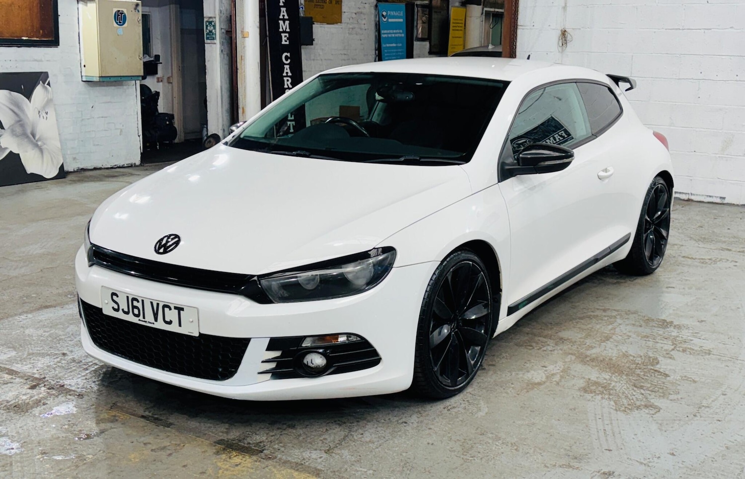 Used Volkswagen Scirocco 2011 for sale - 78220263: Photo 4
