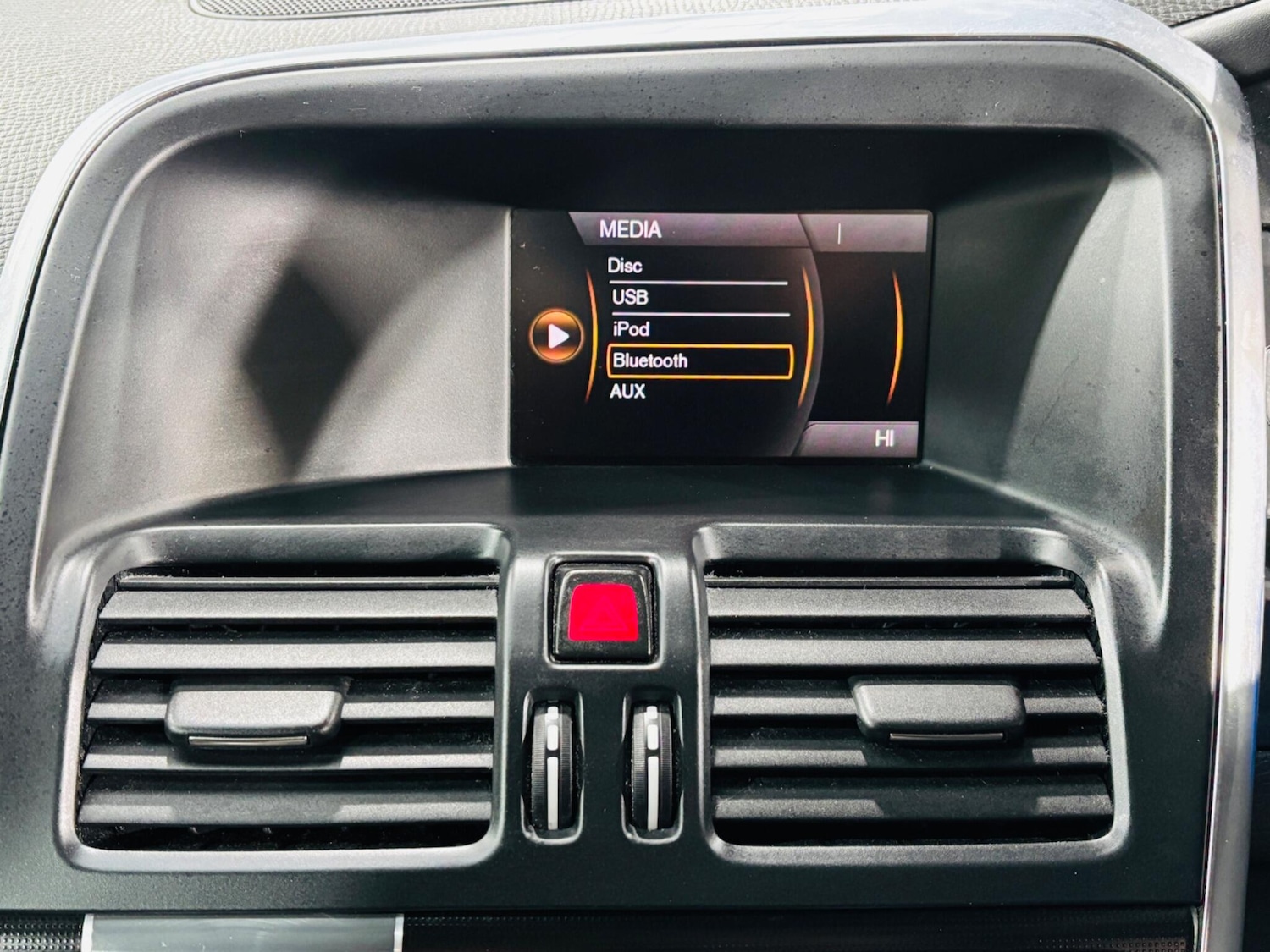 Used Volvo XC60 2015 for sale - 76935753: Photo 24