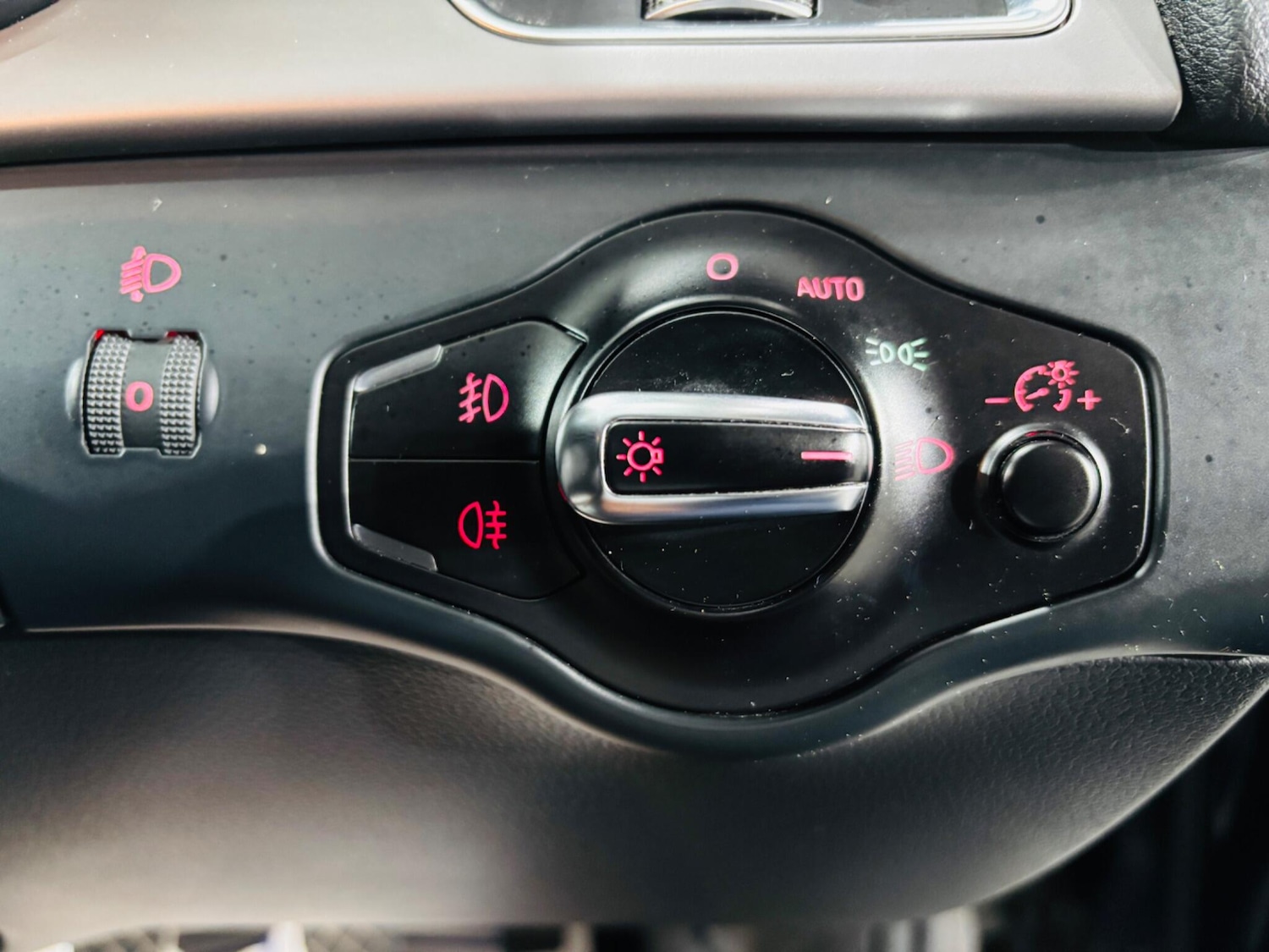 Used Audi A4 2013 for sale - 76995626: Photo 20