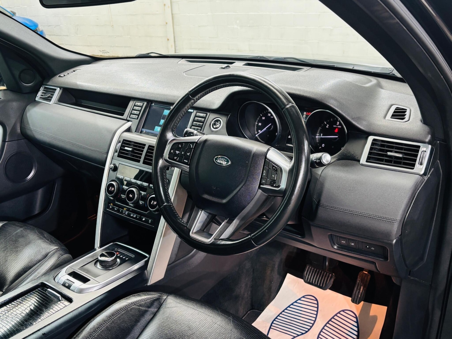 Used Land Rover Discovery Sport 2016 for sale - 78007595: Photo 11