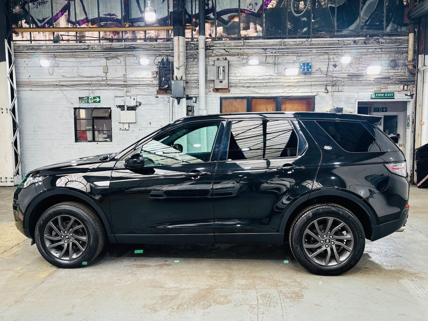 Used Land Rover Discovery Sport 2016 for sale - 78007595: Photo 9