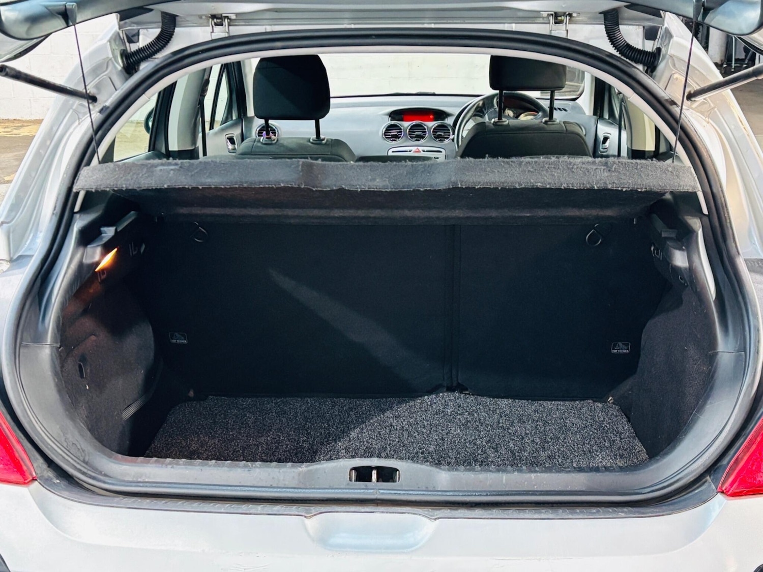 Used Peugeot 308 2009 for sale - 77670276: Photo 24