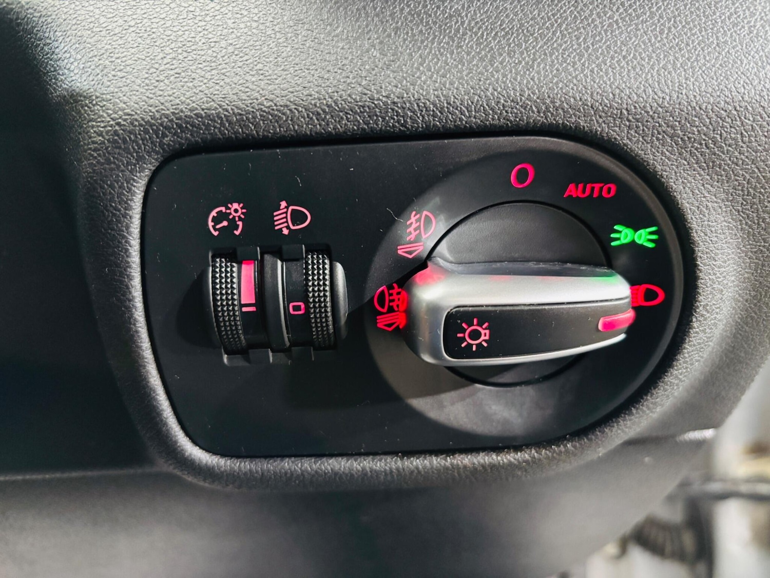 Used Audi A1 for sale - 77682971: Photo 19