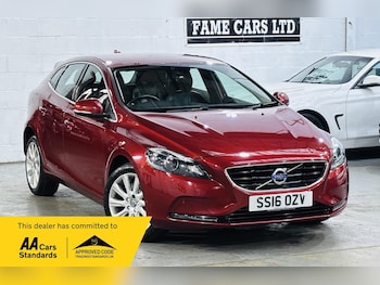 Used Volvo V40 2016 for sale - 79496048: Photo