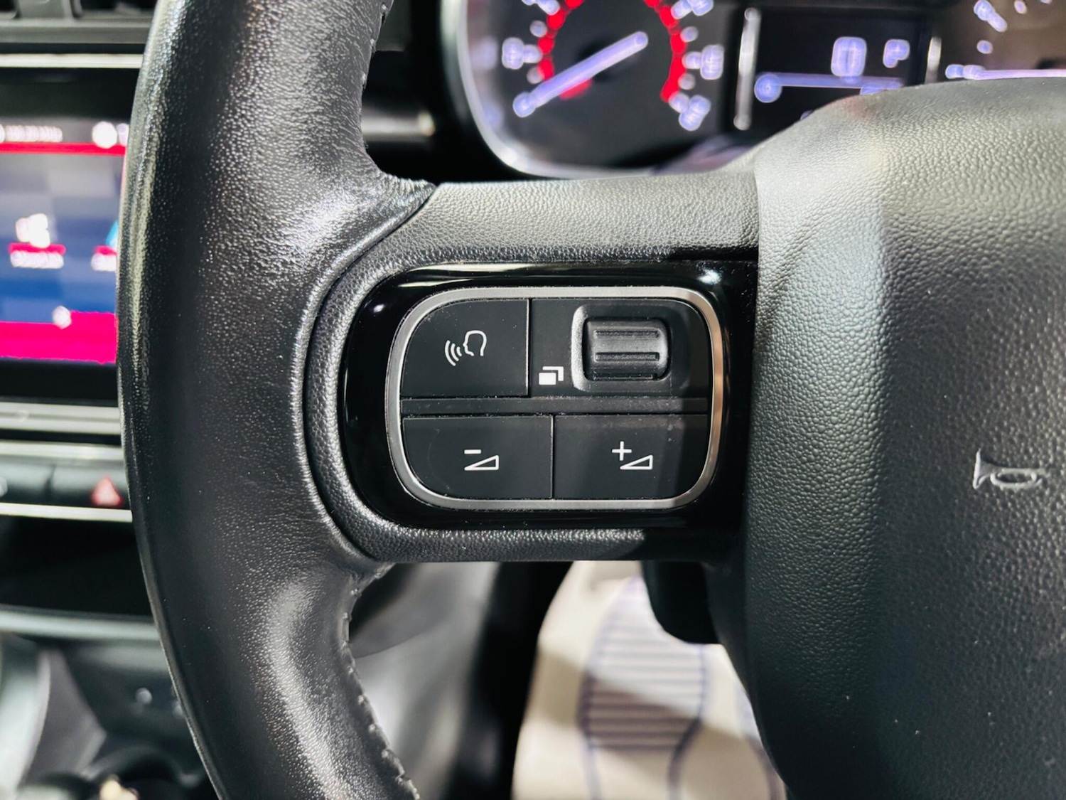 Used Citroen C3 2018 for sale - 76850358: Photo 20