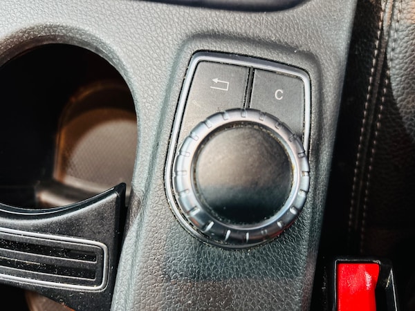 Used Mercedes-Benz A-Class 2015 for sale - 76251376: Photo 32