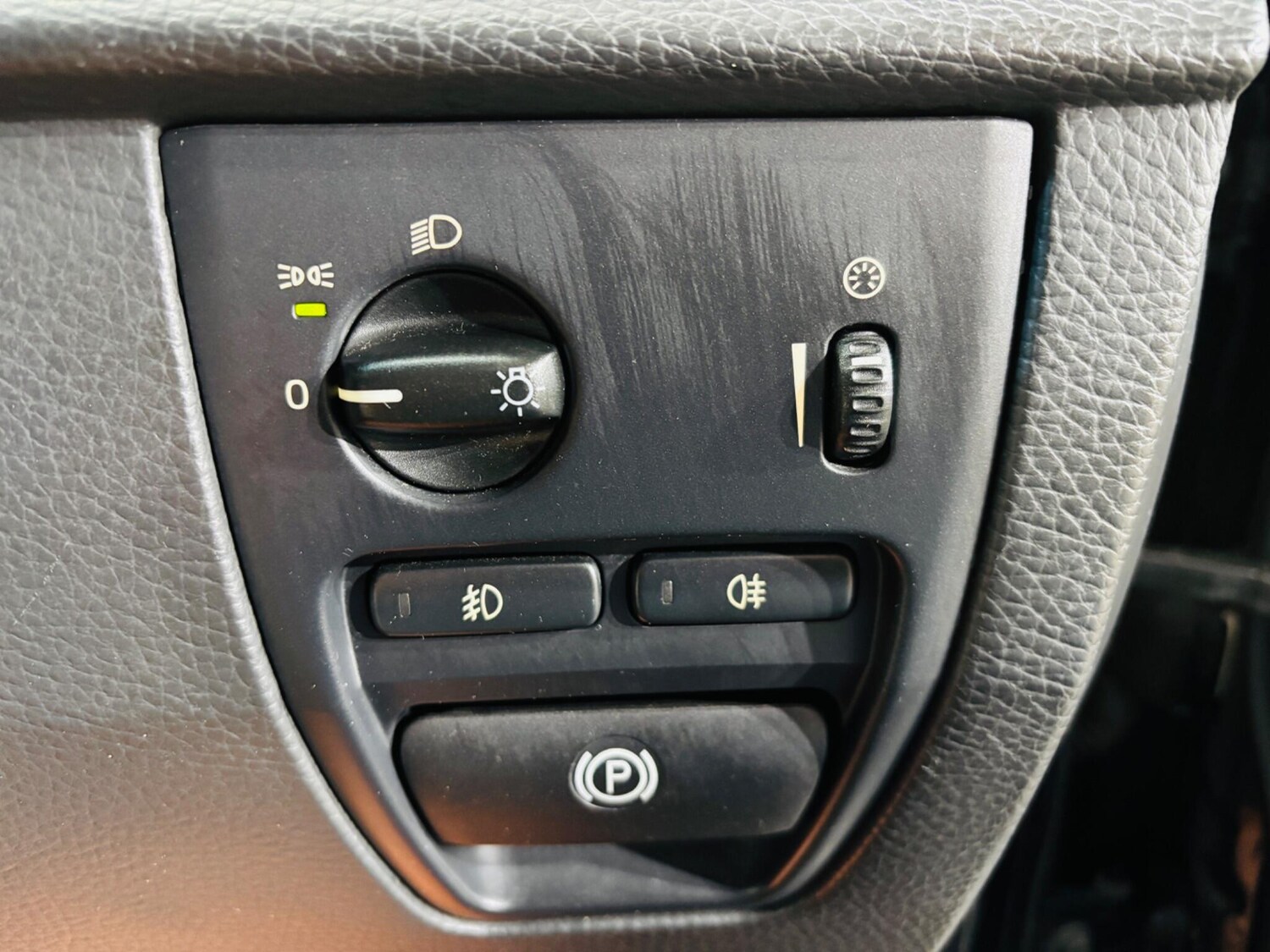 Used Volvo XC90 for sale - 78057537: Photo 19