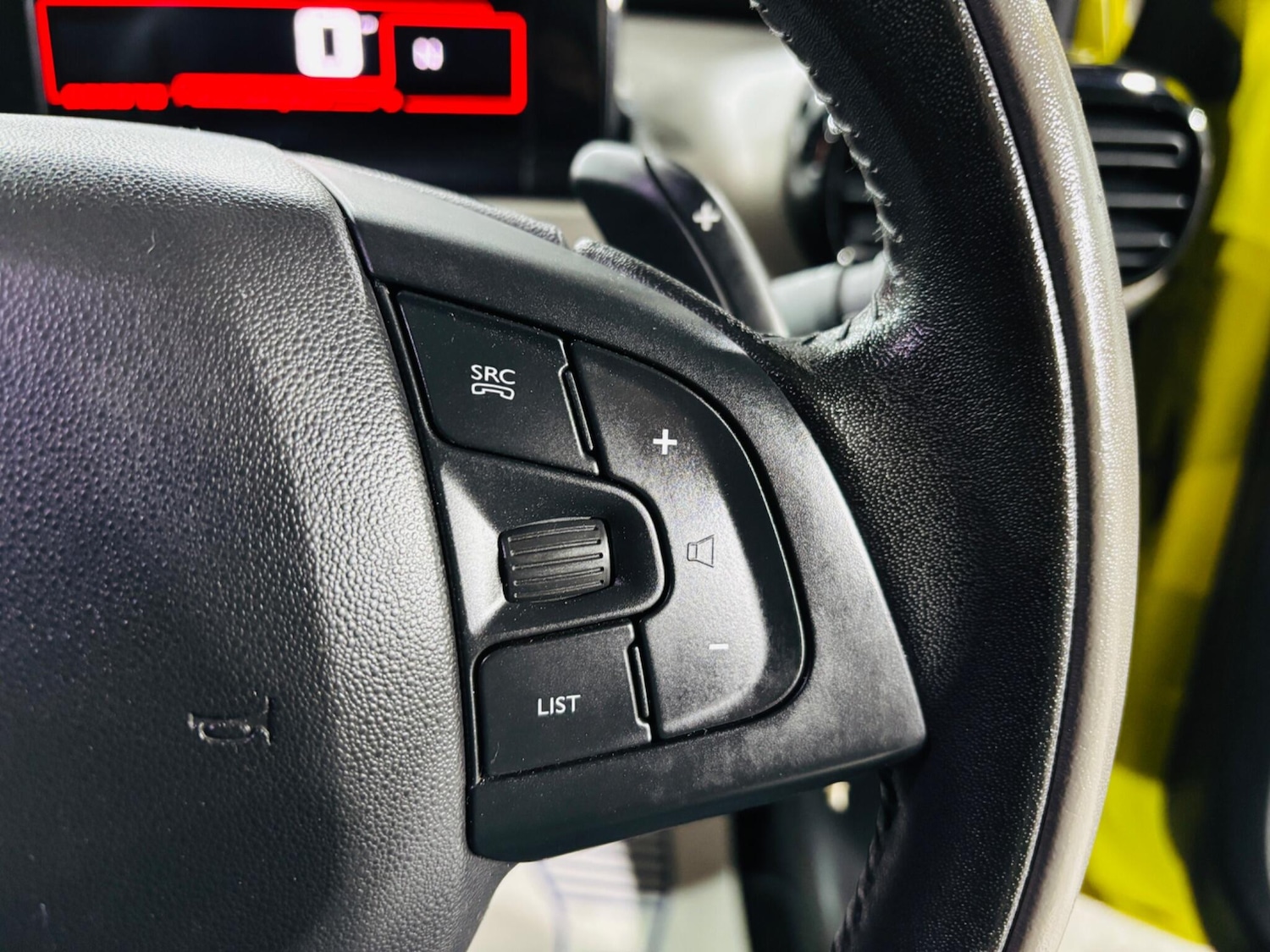 Used Citroen C4 Cactus 2015 for sale - 76727936: Photo 19