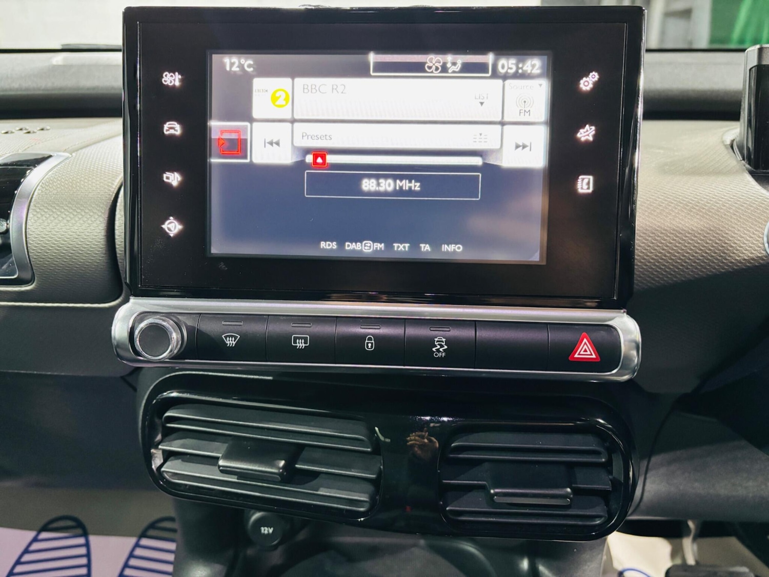 Used Citroen C4 Cactus 2015 for sale - 76727936: Photo 24