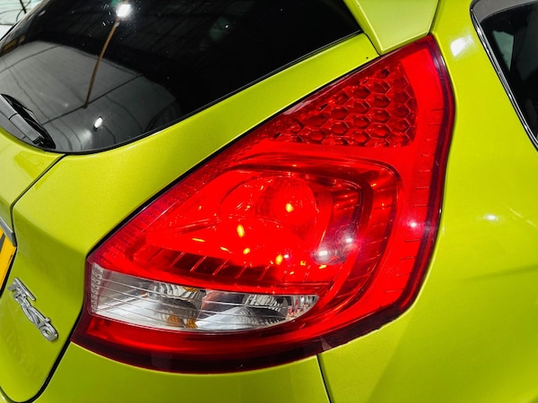 Used Ford Fiesta 2009 for sale - 76227576: Photo 28