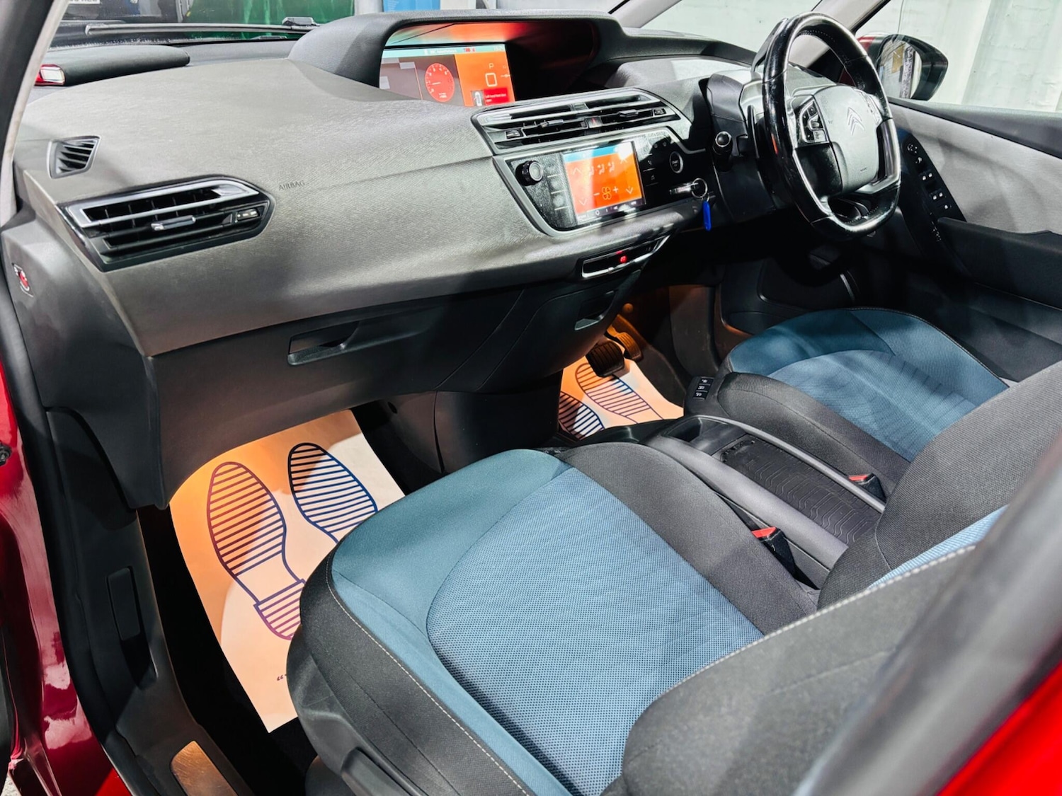 Used Citroen C4 Grand Picasso 2016 for sale - 76992508: Photo 14