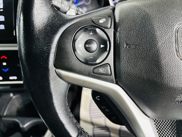 Used Honda Jazz 2018 for sale - 76314306: Photo 20