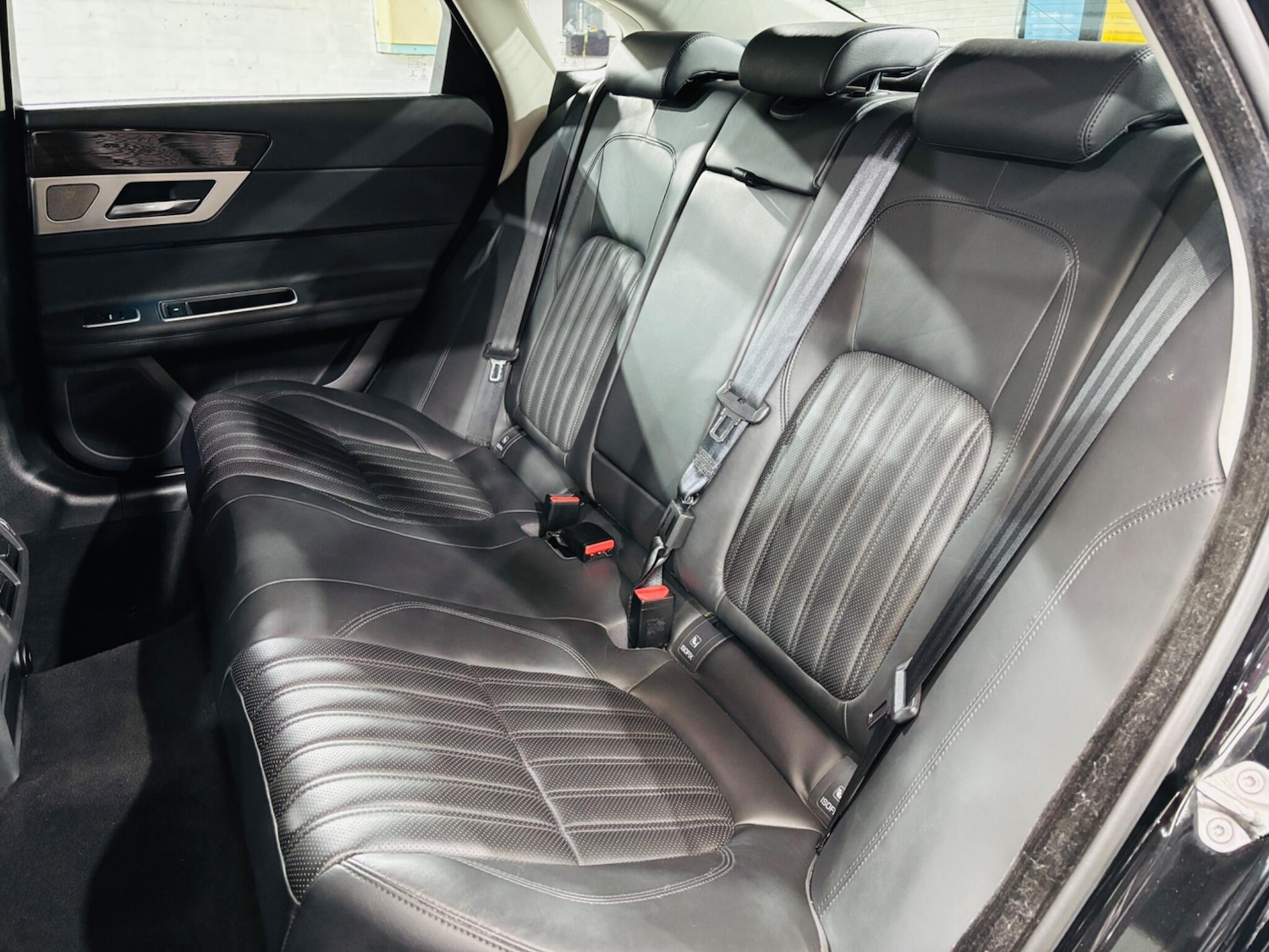 Used Jaguar XF 2018 for sale - 76989052: Photo 17