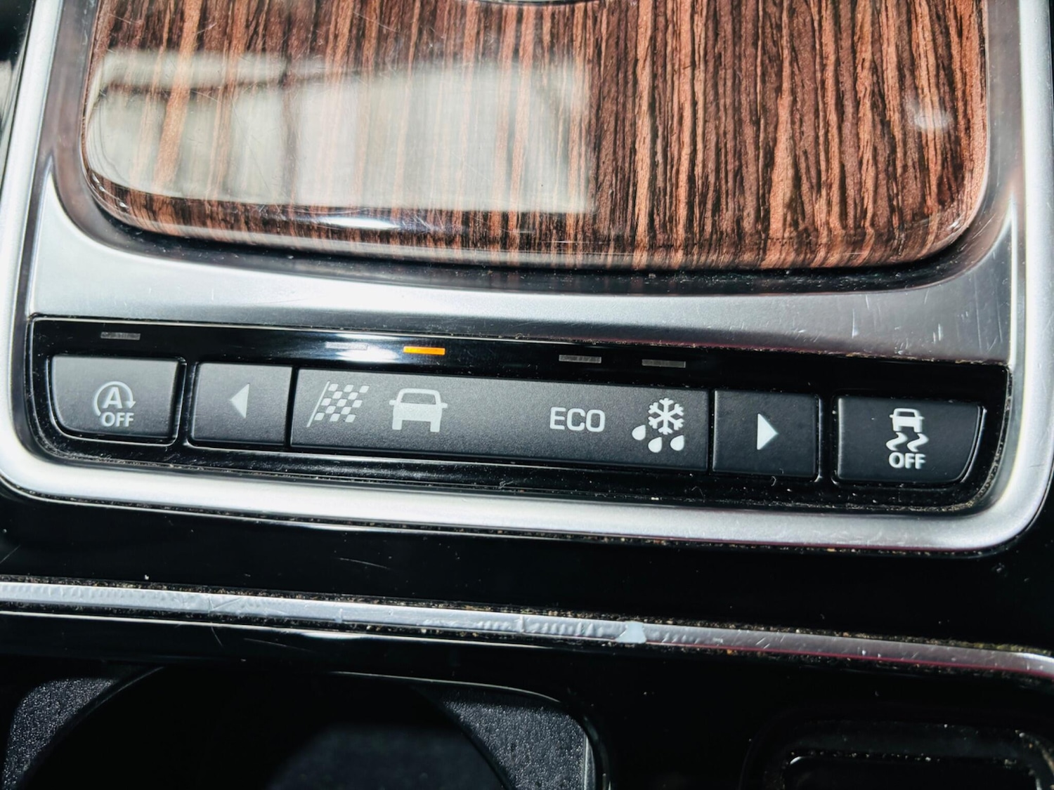 Used Jaguar XF 2018 for sale - 76989052: Photo 30