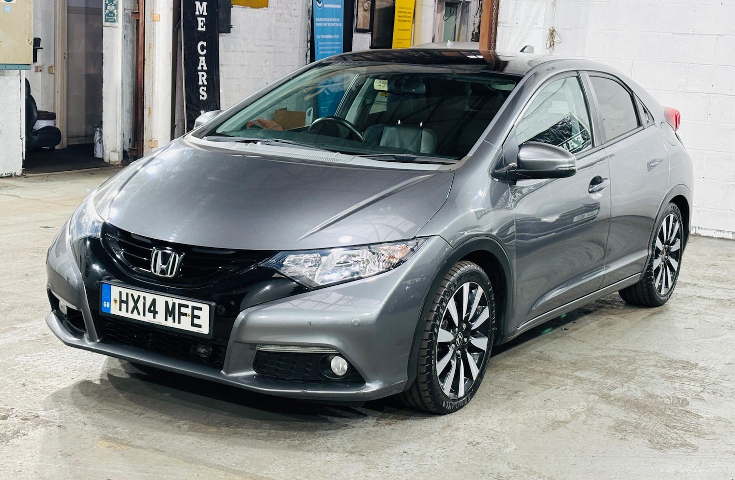 Used Honda Civic 2014 for sale - 77040328: Photo 4