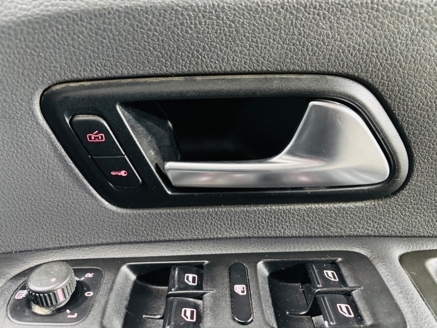 Used Volkswagen Amarok for sale - 77238225: Photo 18