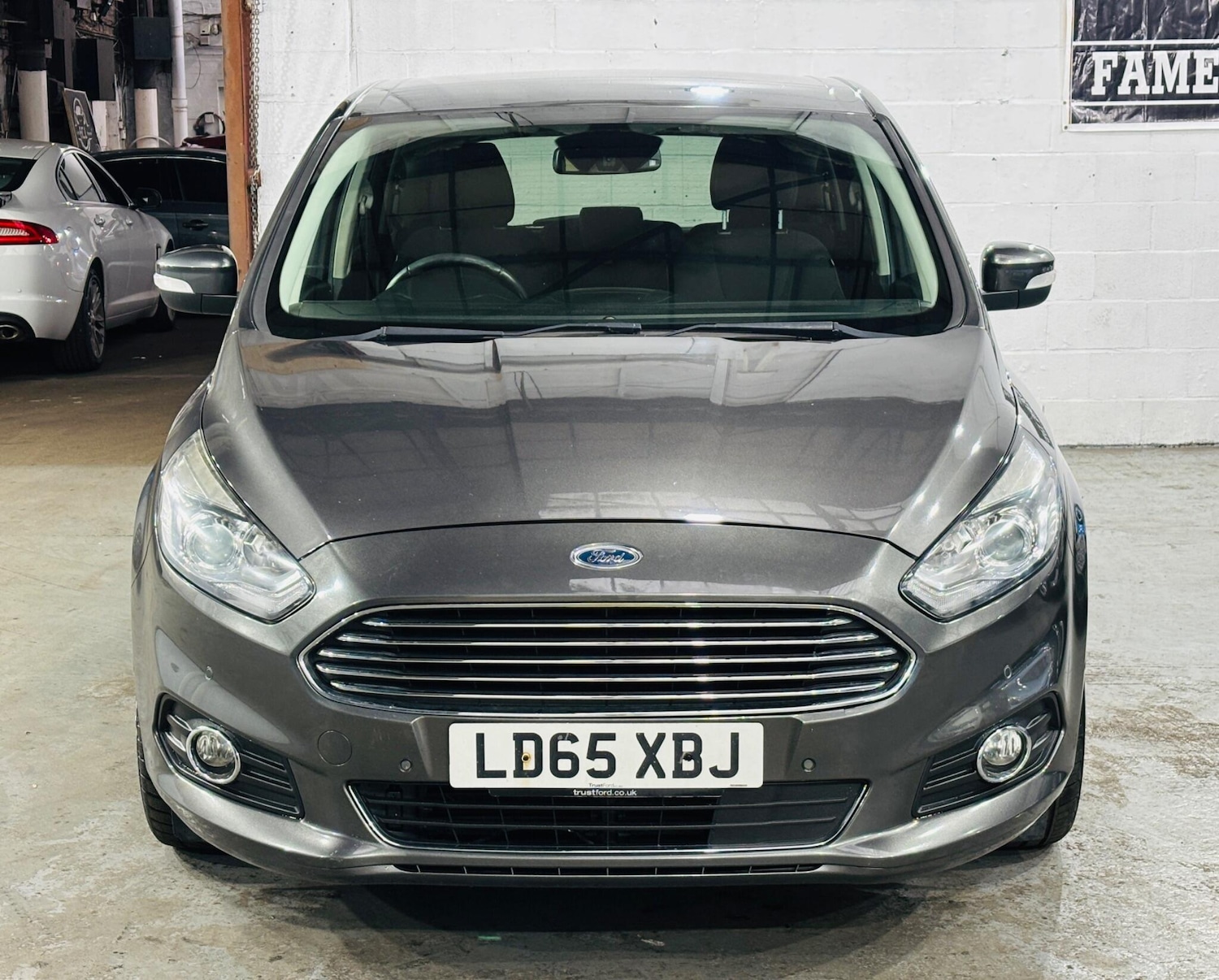 Used Ford S-Max 2015 for sale - 76307657: Photo 2