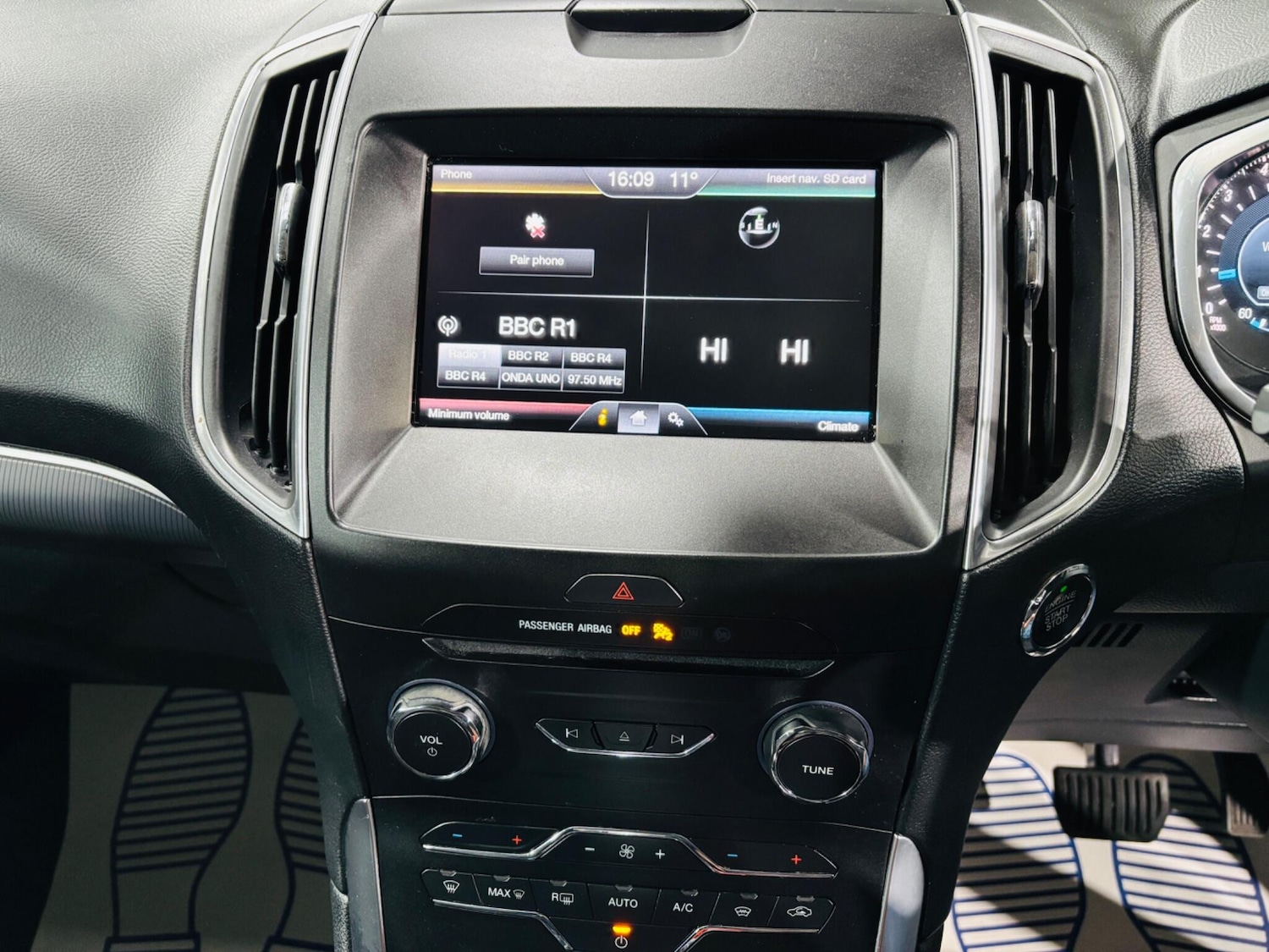 Used Ford S-Max 2015 for sale - 76307657: Photo 24