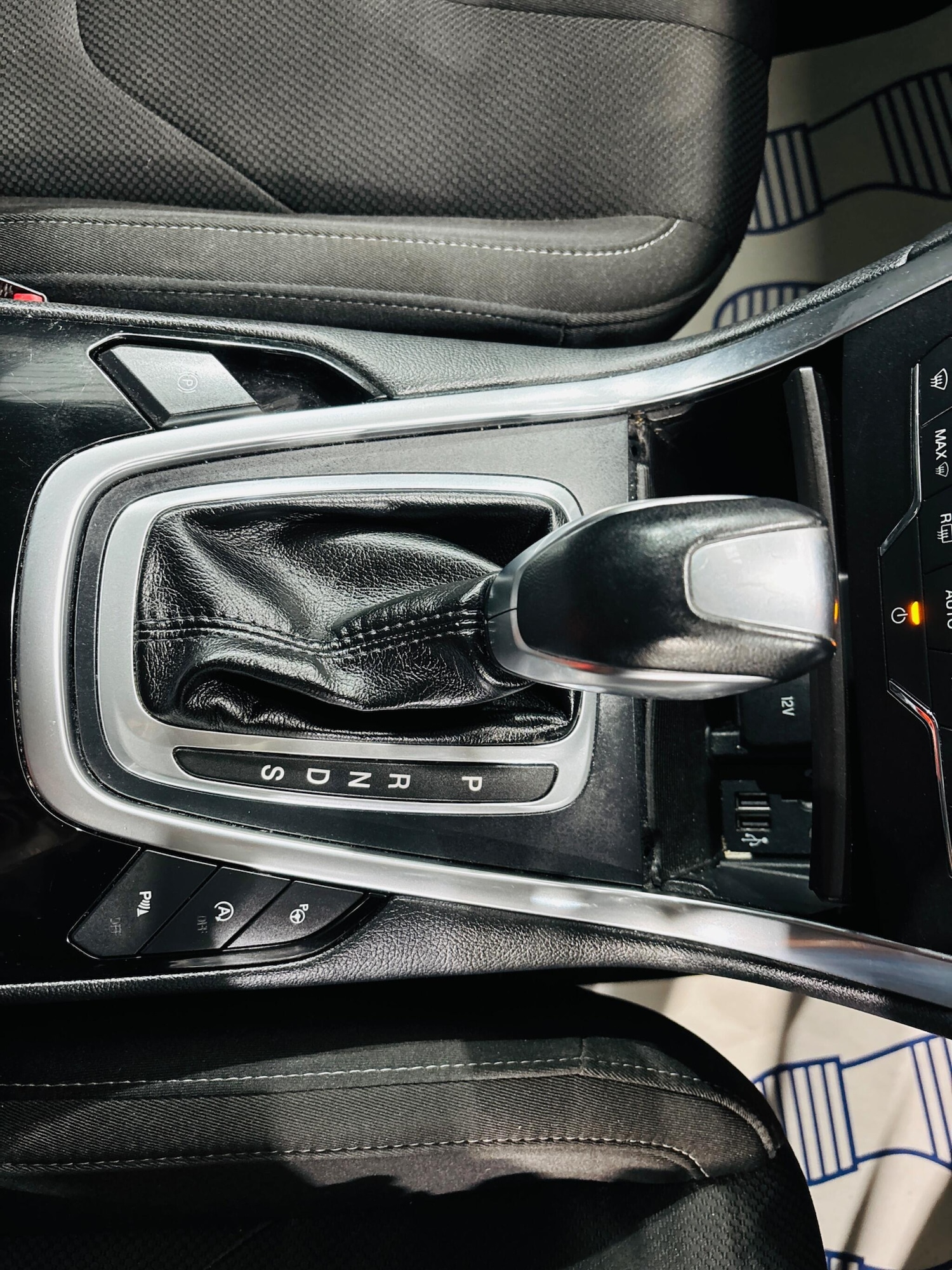 Used Ford S-Max 2015 for sale - 76307657: Photo 29