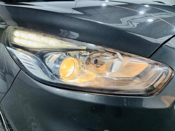 Used Ford S-Max 2015 for sale - 76307657: Photo 31