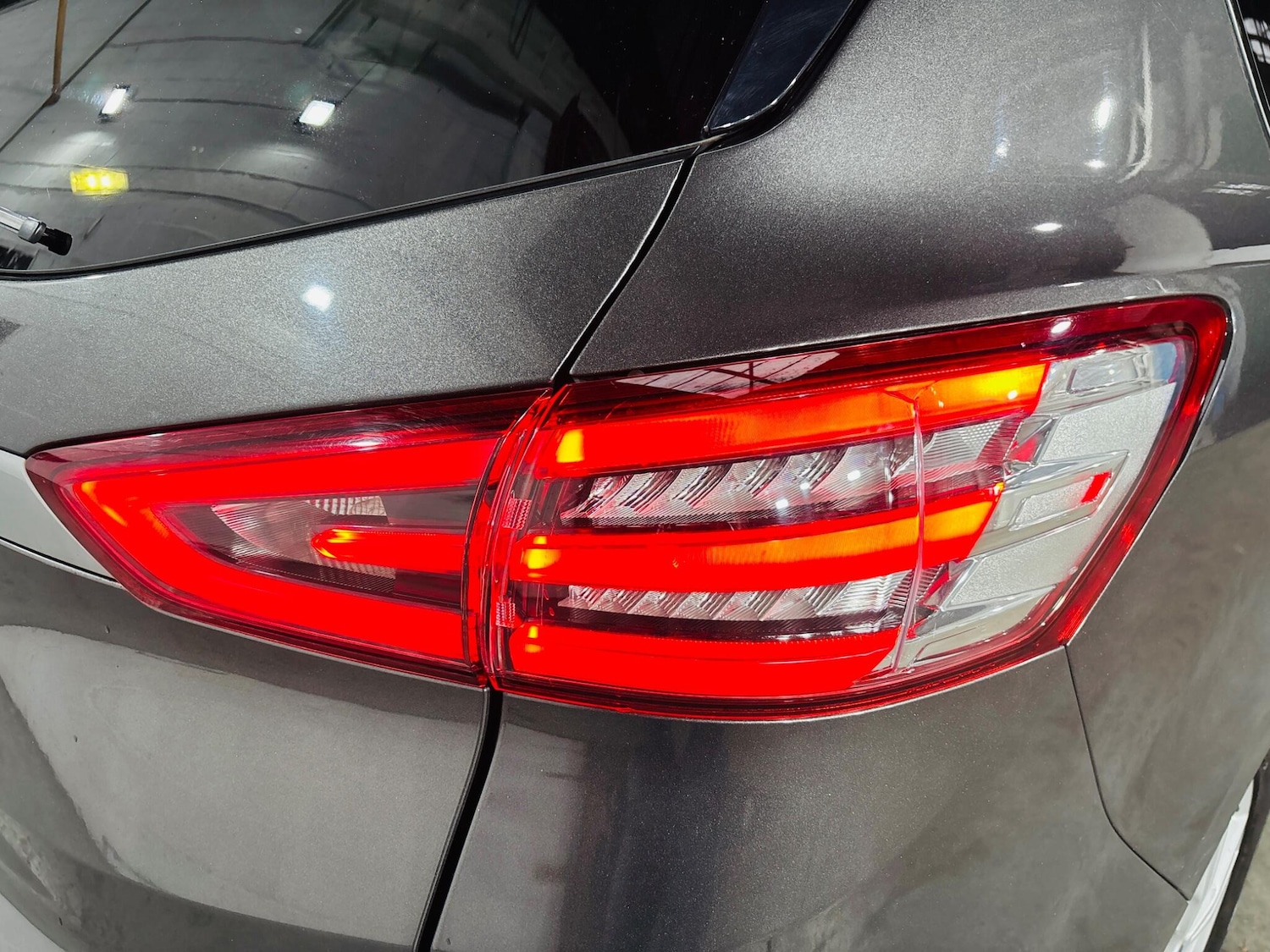 Used Ford S-Max 2015 for sale - 76307657: Photo 34