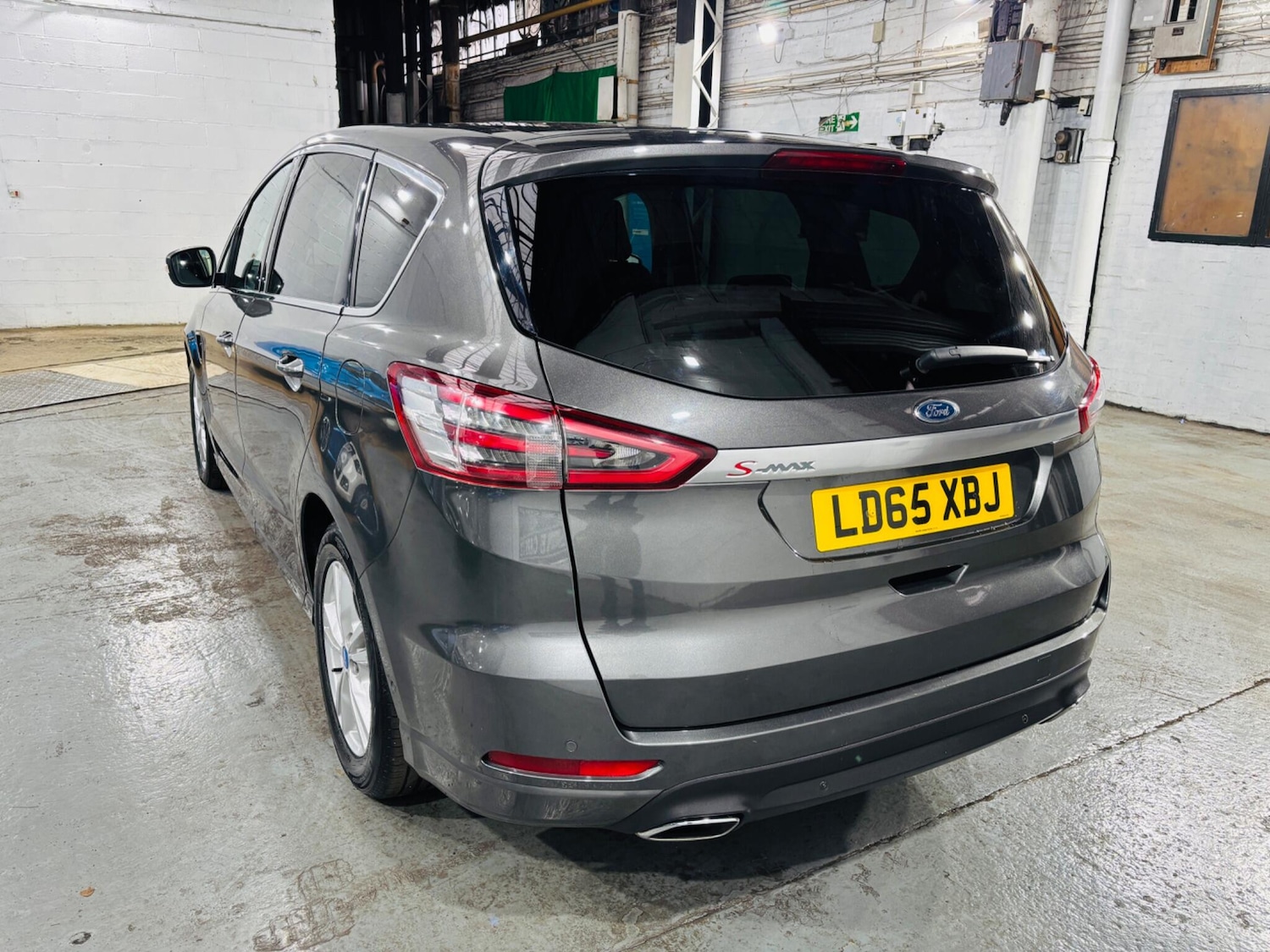 Used Ford S-Max 2015 for sale - 76307657: Photo 7