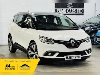 Used Renault Grand Scenic 2017 for sale - 79576113: Photo