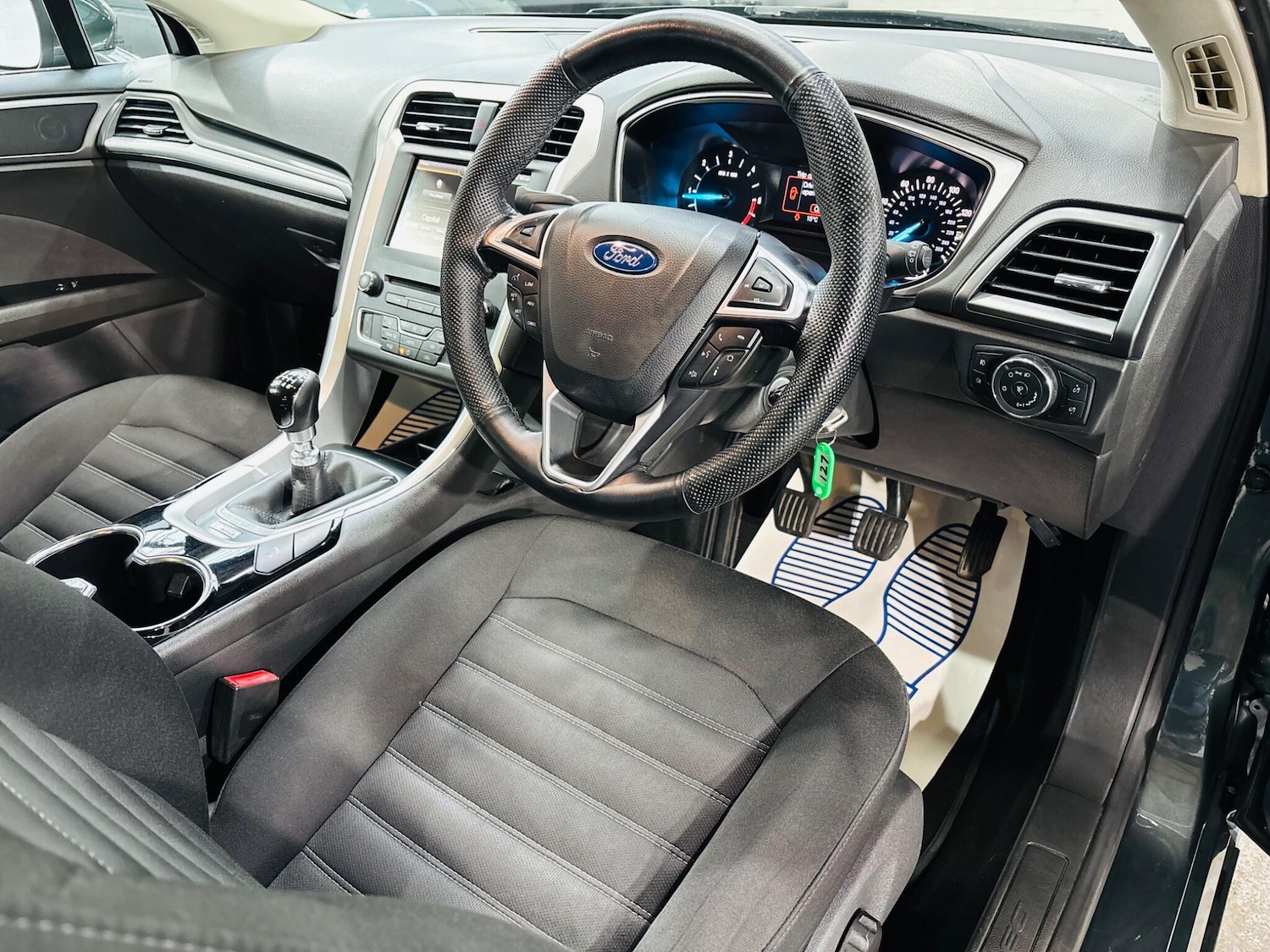 Used Ford Mondeo 2016 for sale - 76137019: Photo 10