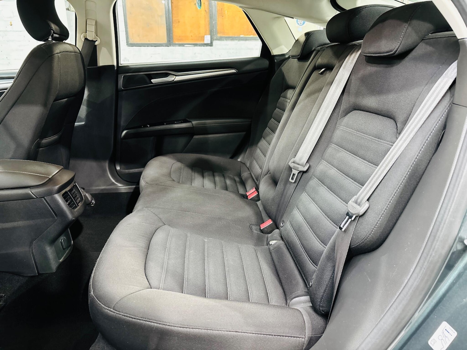 Used Ford Mondeo 2016 for sale - 76137019: Photo 16