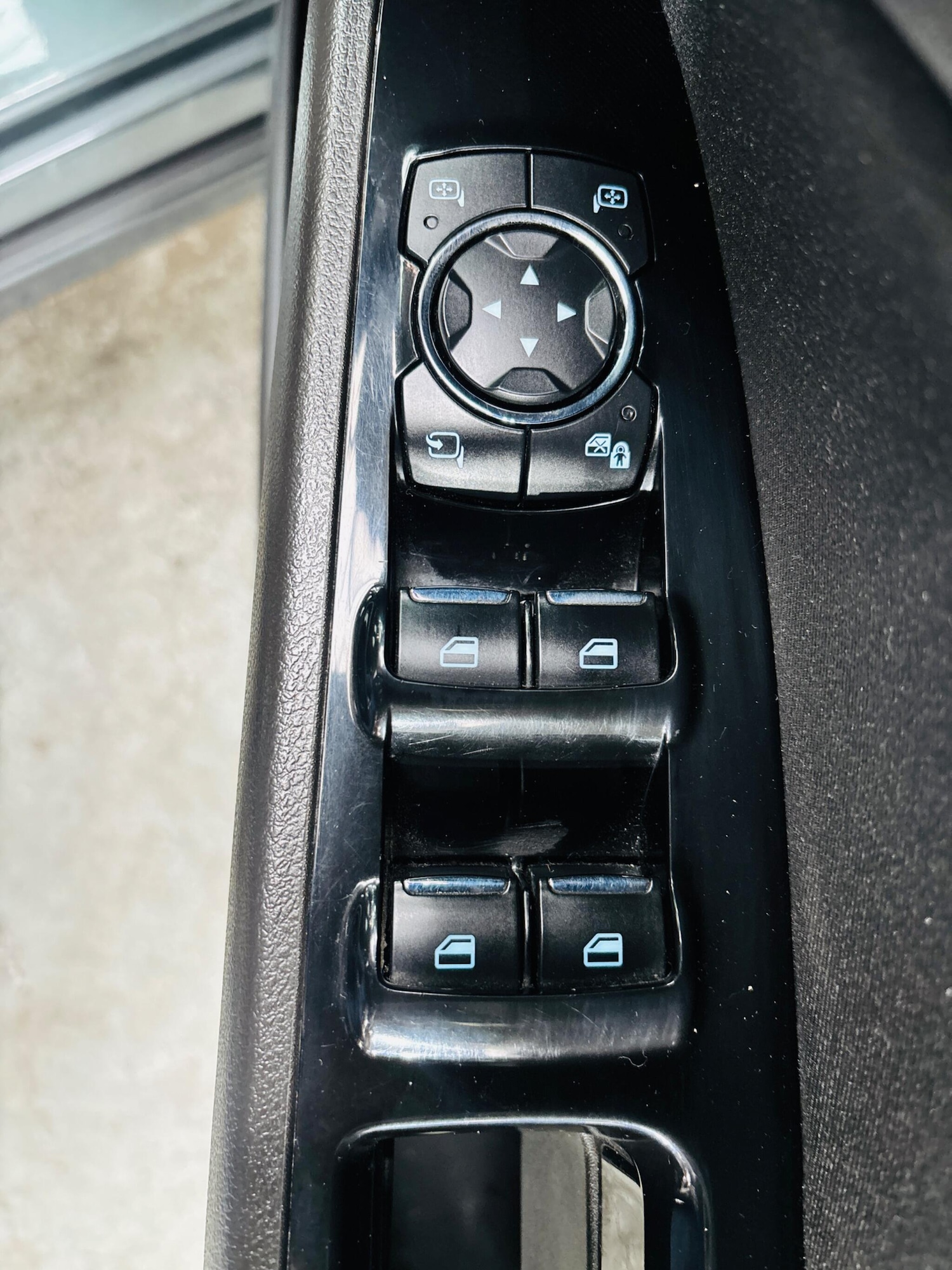 Used Ford Mondeo 2016 for sale - 76137019: Photo 17