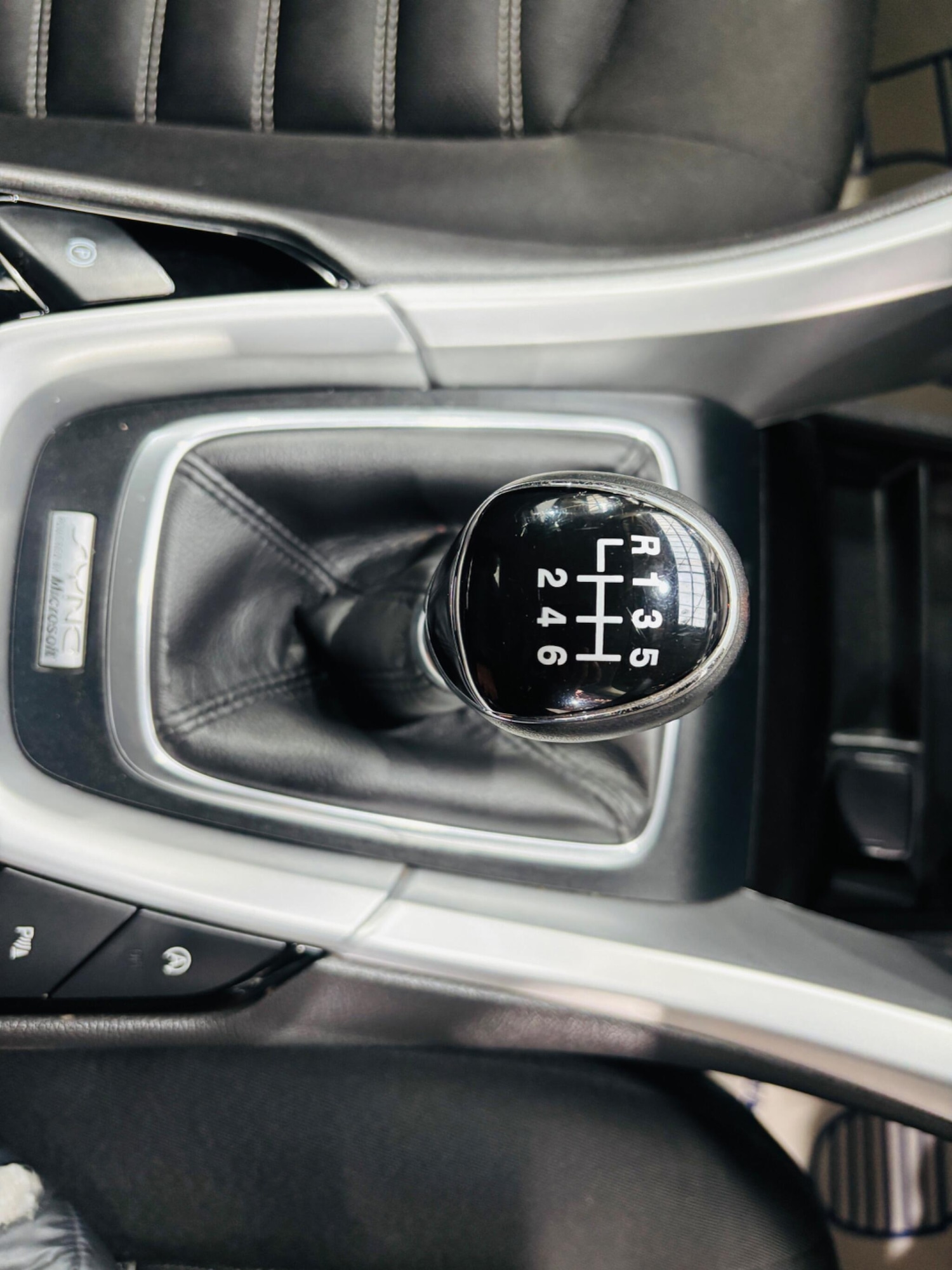 Used Ford Mondeo 2016 for sale - 76137019: Photo 26