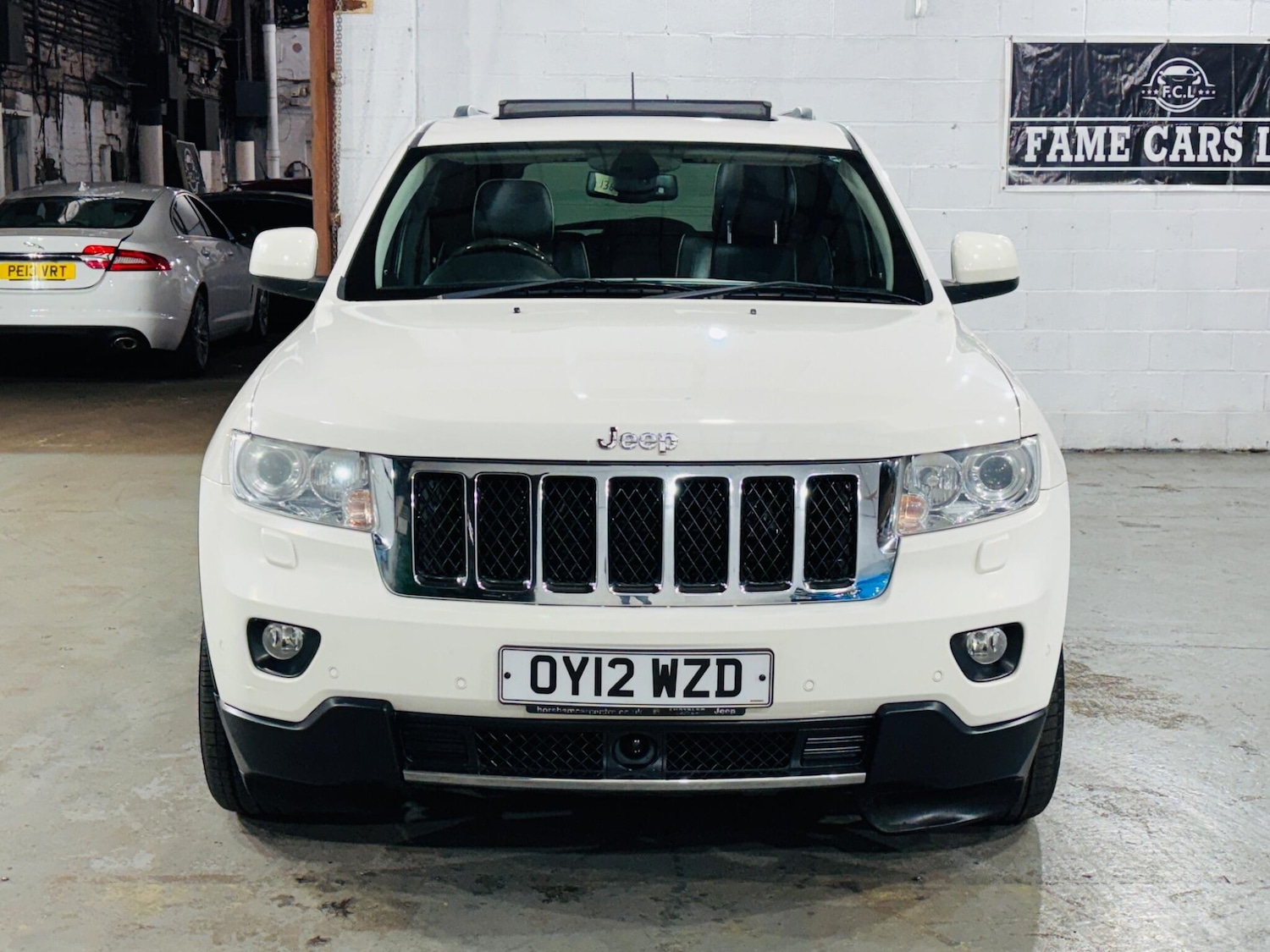Used Jeep Grand Cherokee 2012 for sale - 76314529: Photo 2