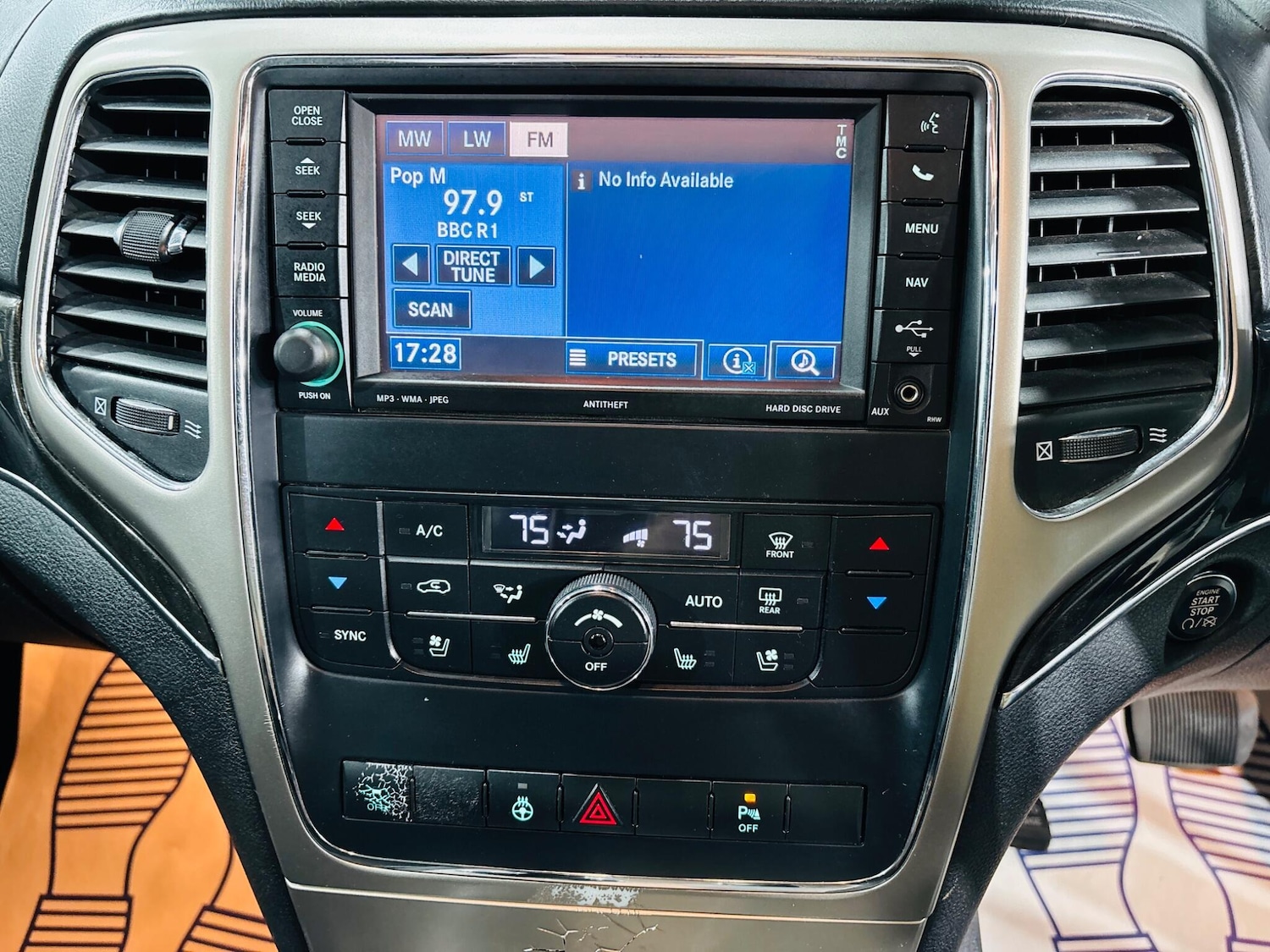 Used Jeep Grand Cherokee 2012 for sale - 76314529: Photo 26