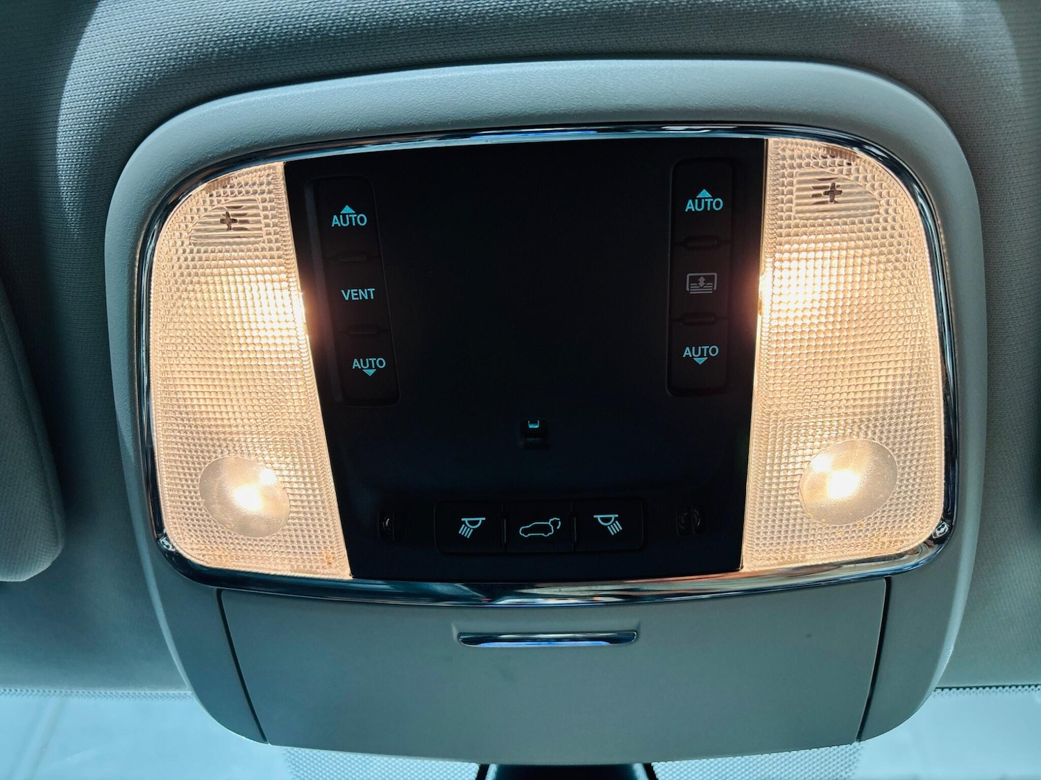 Used Jeep Grand Cherokee 2012 for sale - 76314529: Photo 33