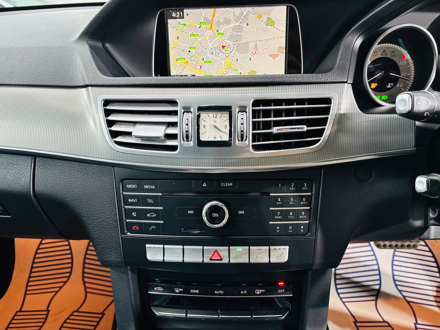 Used Mercedes-Benz E Class 2015 for sale - 76246947: Photo 22