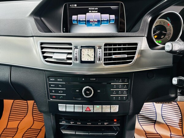 Used Mercedes-Benz E-Class 2015 for sale - 76246947: Photo 23