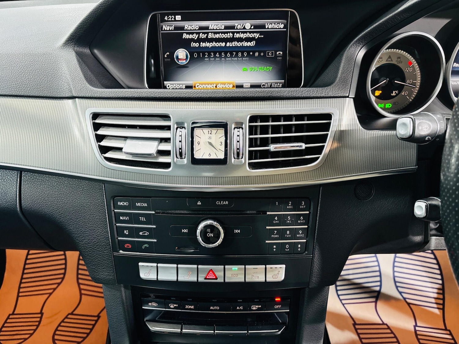 Used Mercedes-Benz E Class 2015 for sale - 76246947: Photo 25