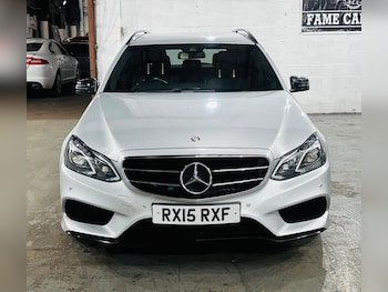 Used Mercedes-Benz E-Class 2015 for sale - 76246947: Photo 2