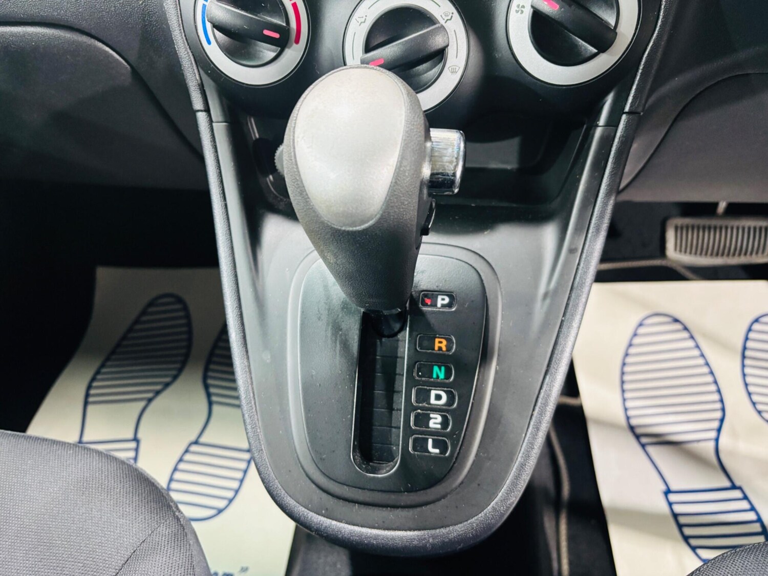 Used Hyundai i10 2008 for sale - 78058653: Photo 22