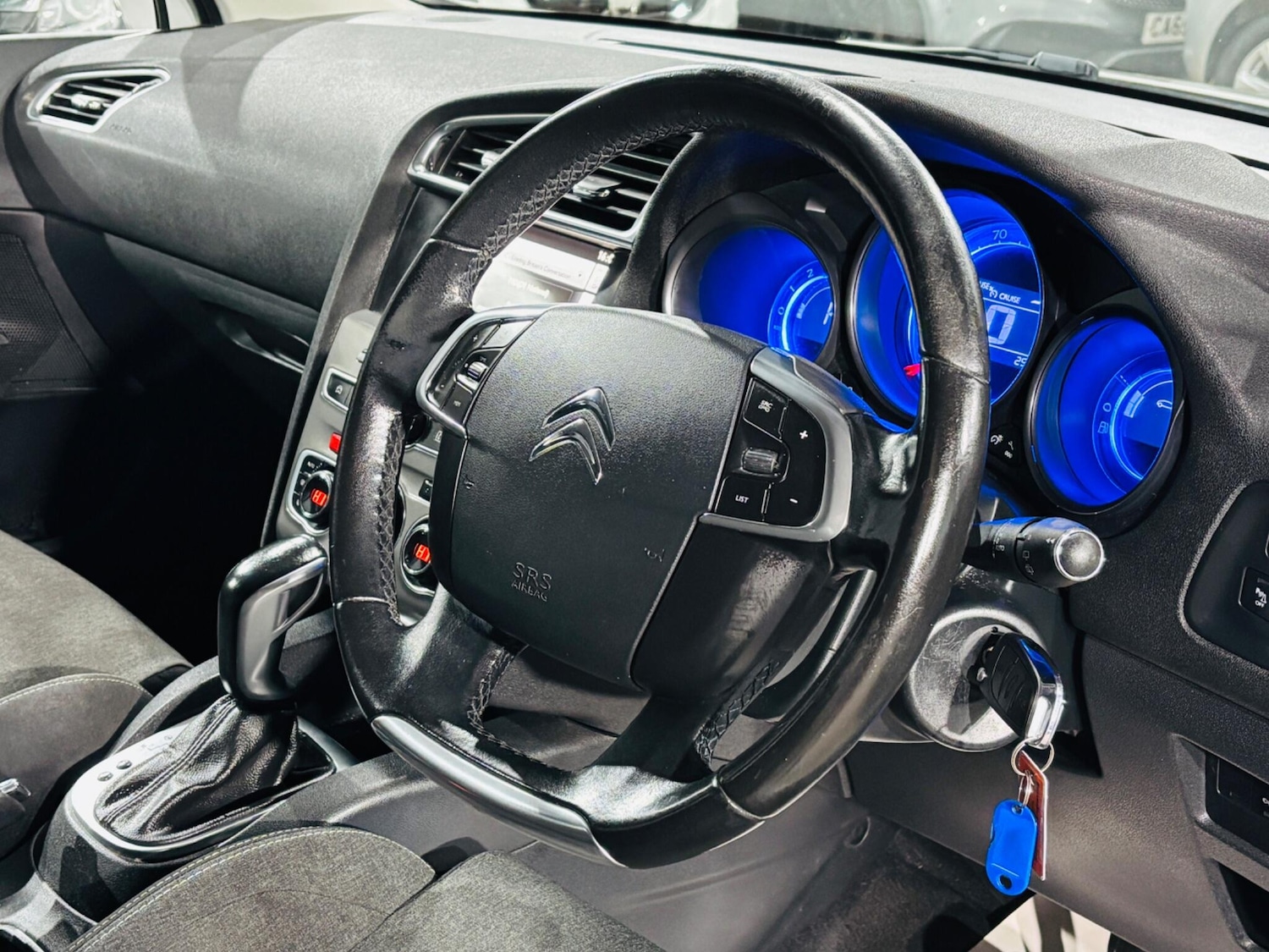 Used Citroen C4 2015 for sale - 76965040: Photo 11