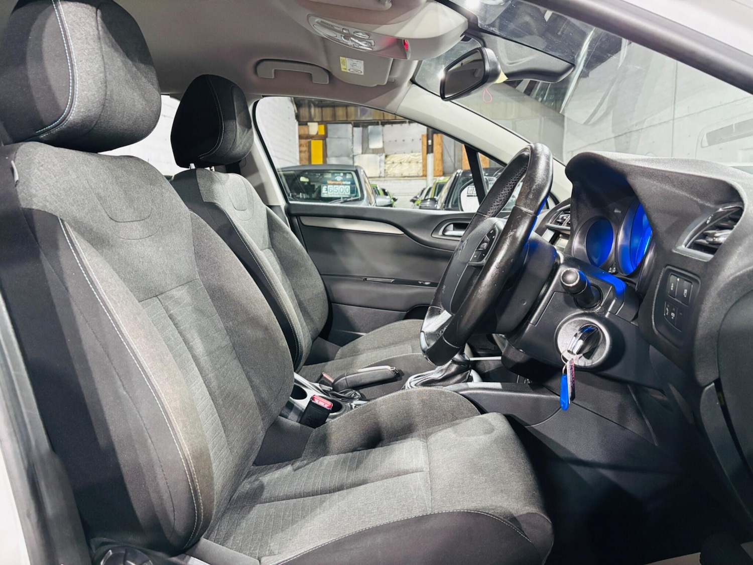 Used Citroen C4 2015 for sale - 76965040: Photo 13