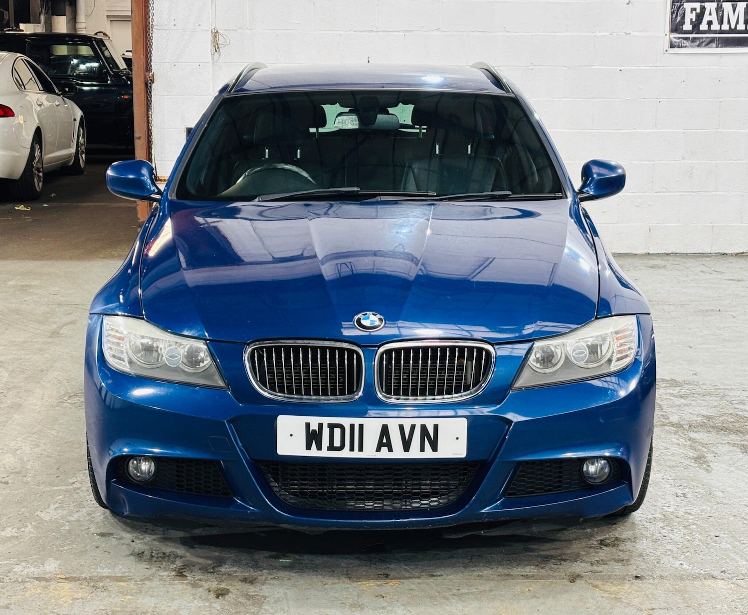 Used BMW 3 Series 2011 for sale - 76512613: Photo 2