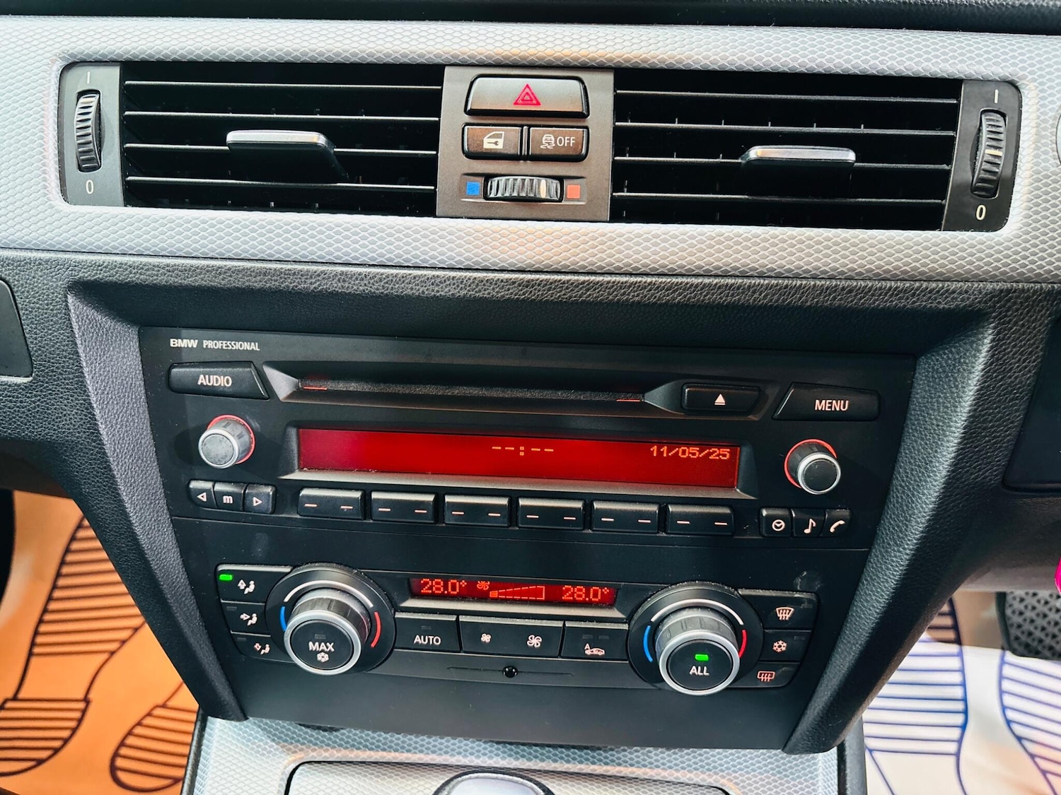 Used BMW 3 Series 2011 for sale - 76512613: Photo 22