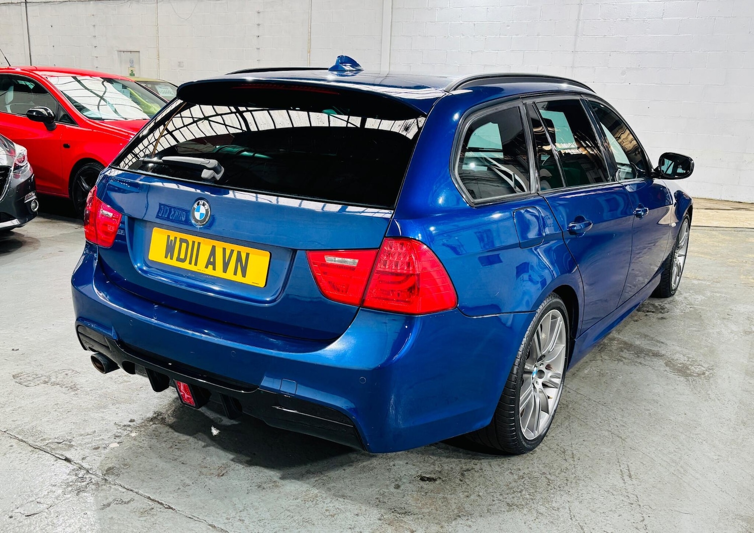 Used BMW 3 Series 2011 for sale - 76512613: Photo 5