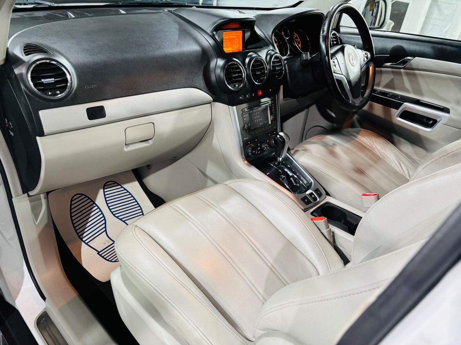 Used Vauxhall Antara 2013 for sale - 77175210: Photo 14