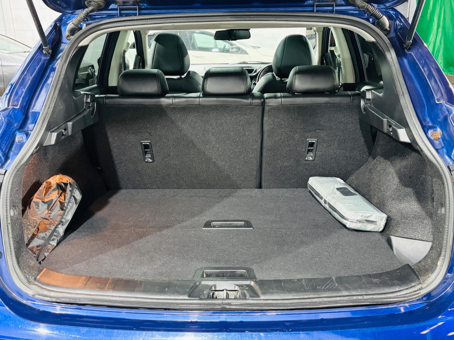 Used Nissan Qashqai for sale - 76658723: Photo 33