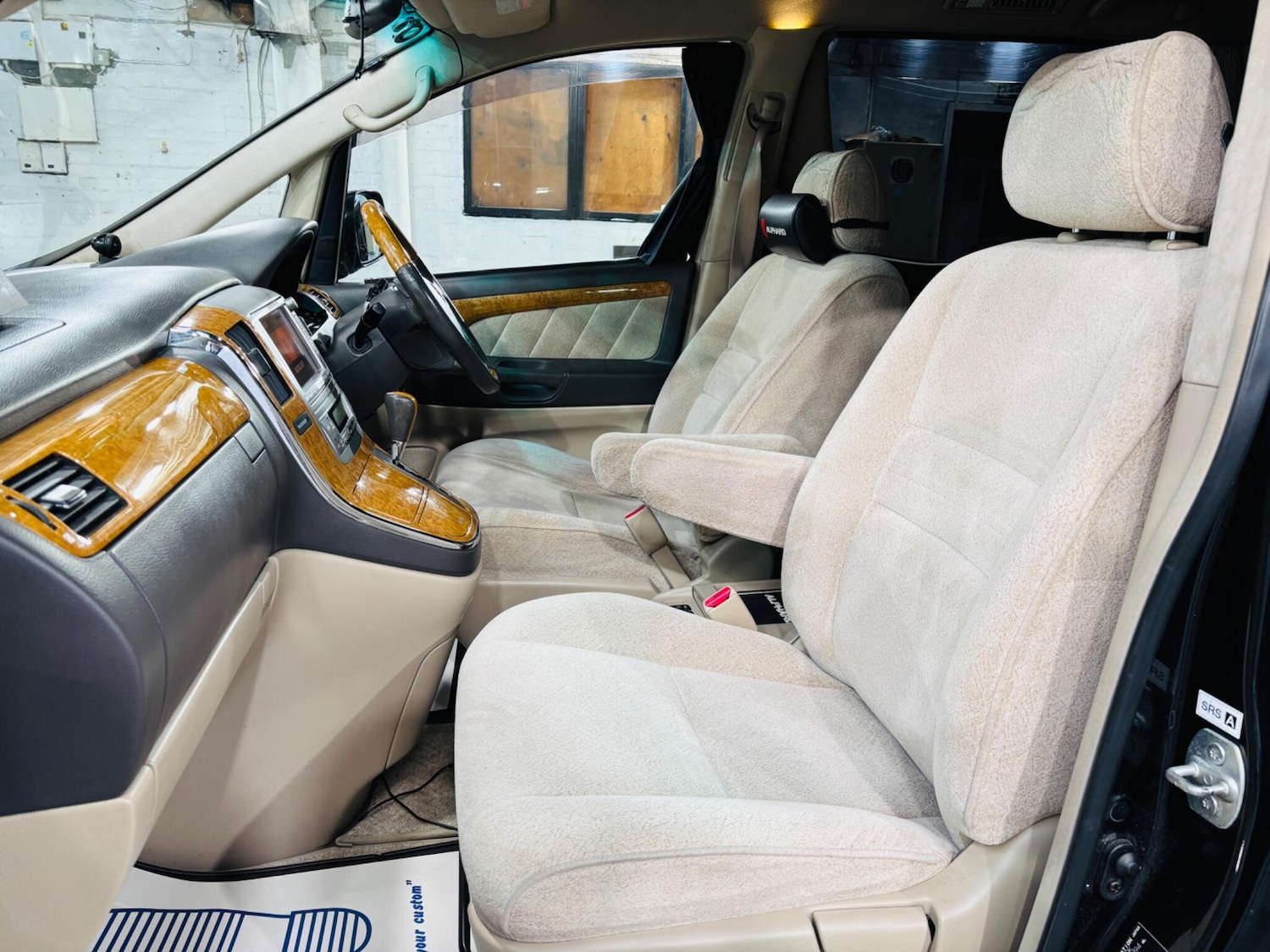 Used Toyota Alphard 2019 for sale - 77838587: Photo 15