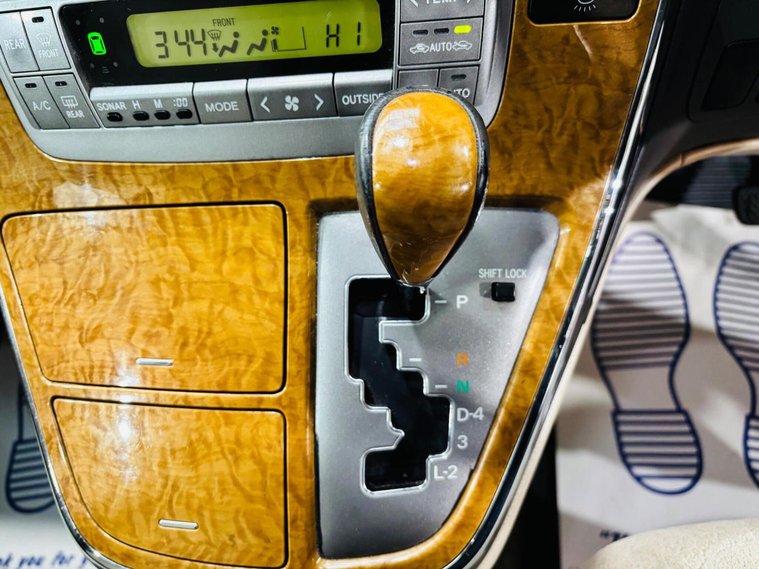 Used Toyota Alphard 2019 for sale - 77838587: Photo 24